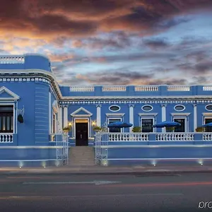 casa-azul-monumento-historico.hotelsmerida.org/